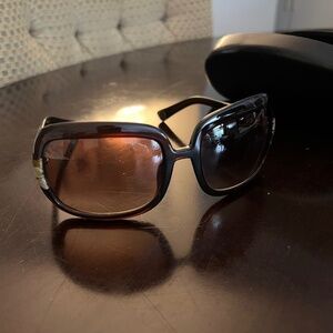 Oscar de la Renta sunglasses